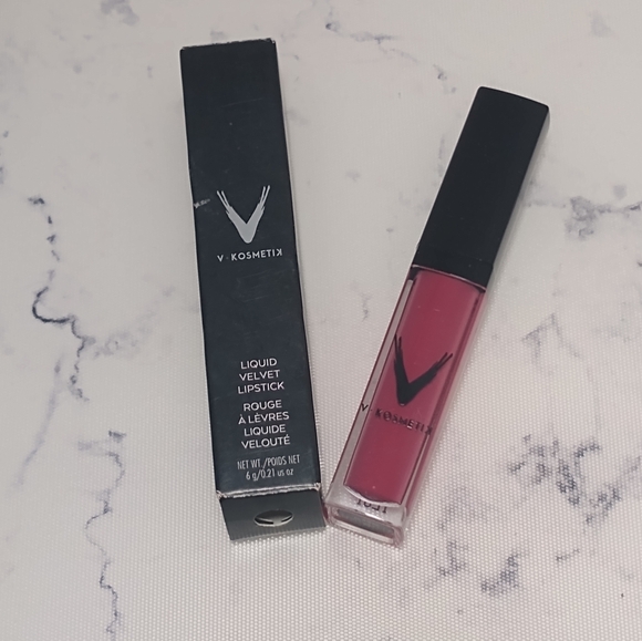 V Kosmetik Liquid Velvet Lipstick Bubbly 0.21 oz New In Box - Picture 1 of 4
